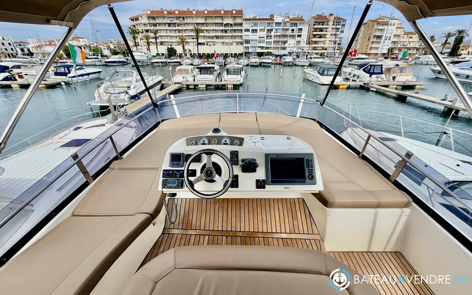 slider 12 Jeanneau Prestige 50 Fly