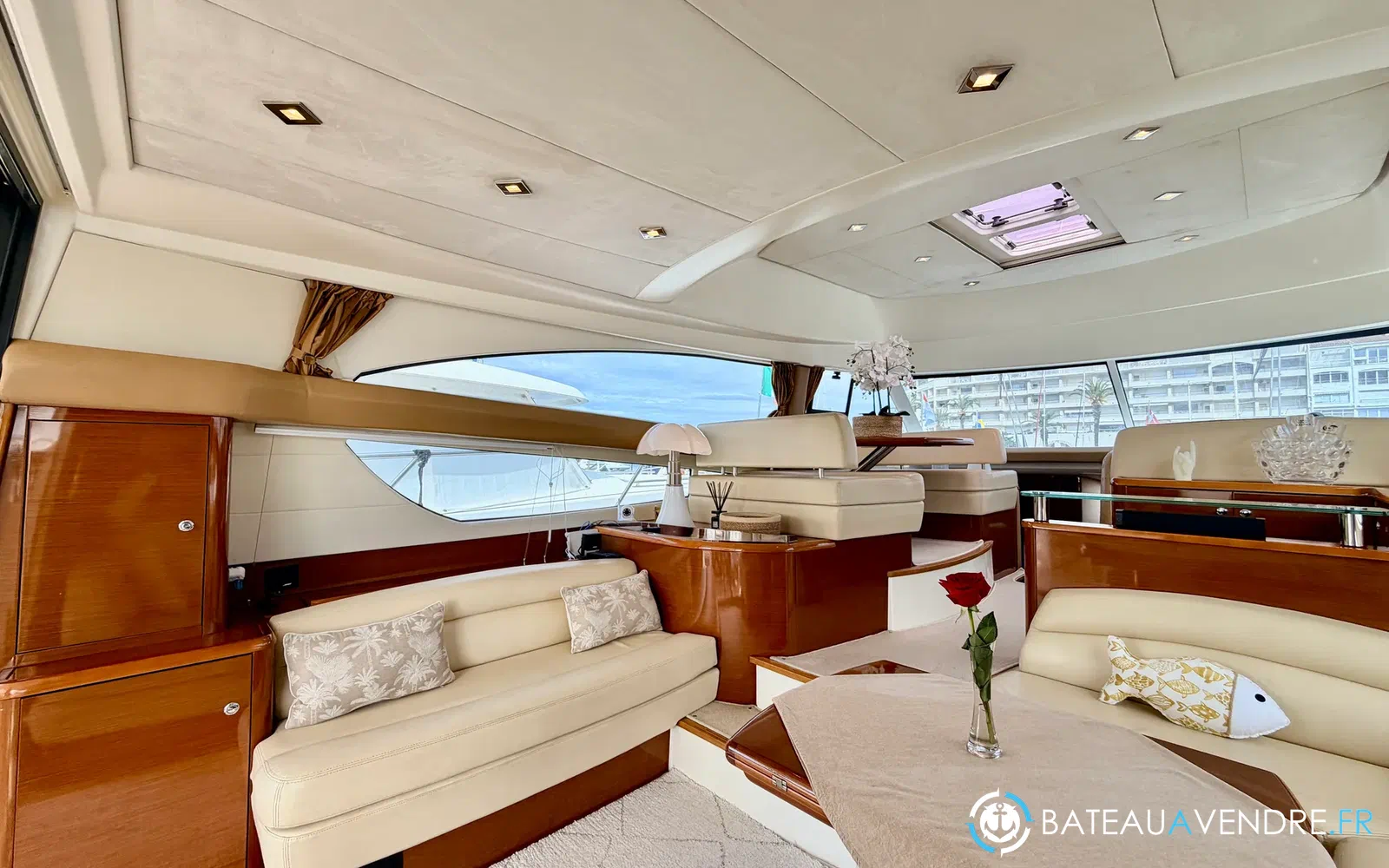 slider 23 Jeanneau Prestige 50 Fly