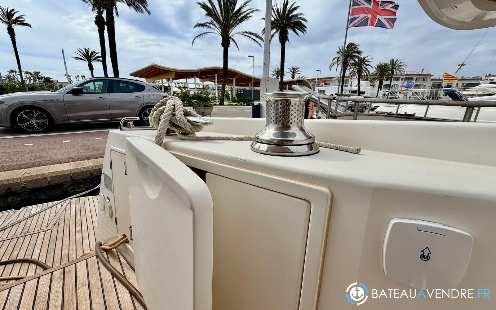 slider 7 Jeanneau Prestige 50 Fly