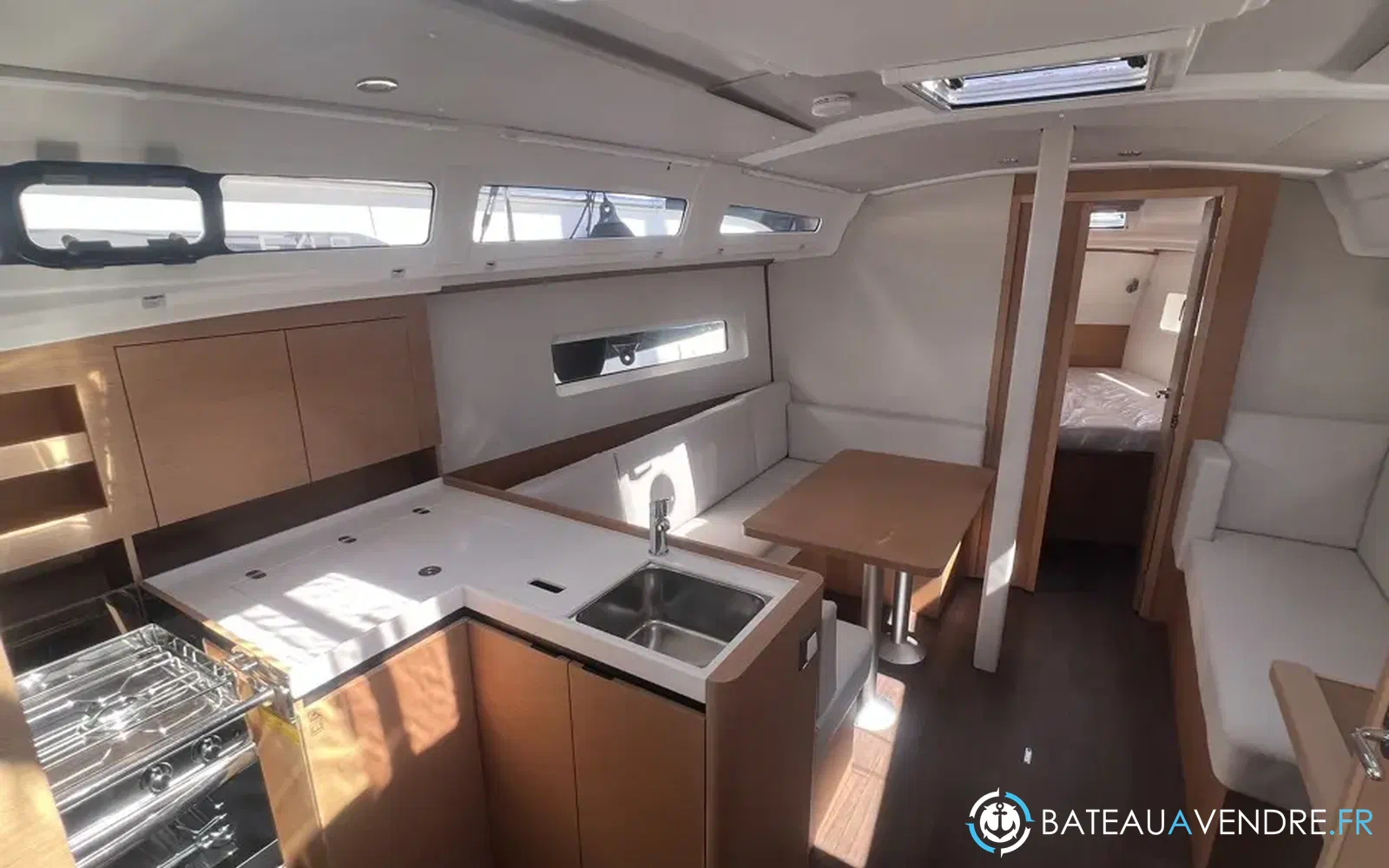 slider 11 Jeanneau Sun Odyssey 380