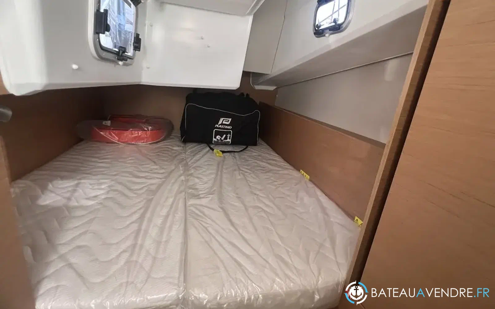 slider 15 Jeanneau Sun Odyssey 380