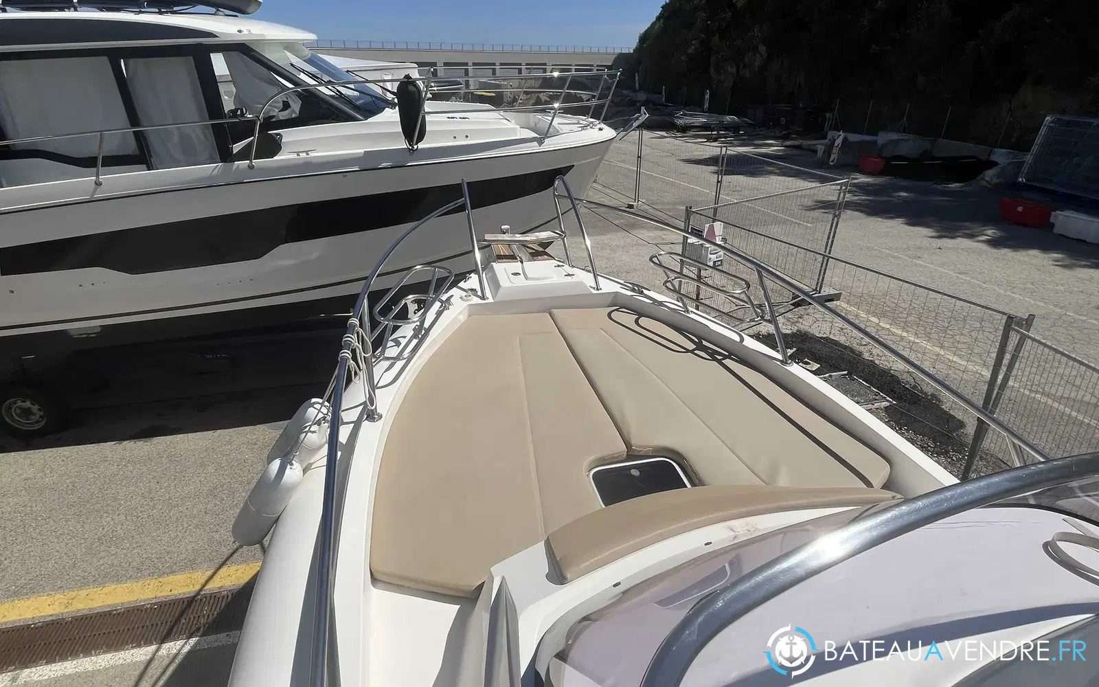 slider 12 Capelli Tempest 850 WA