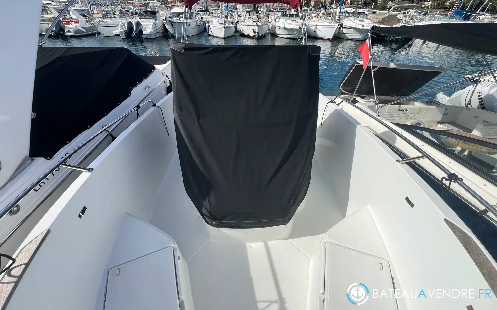 slider 46 Jeanneau Cap Camarat 7.5 CC