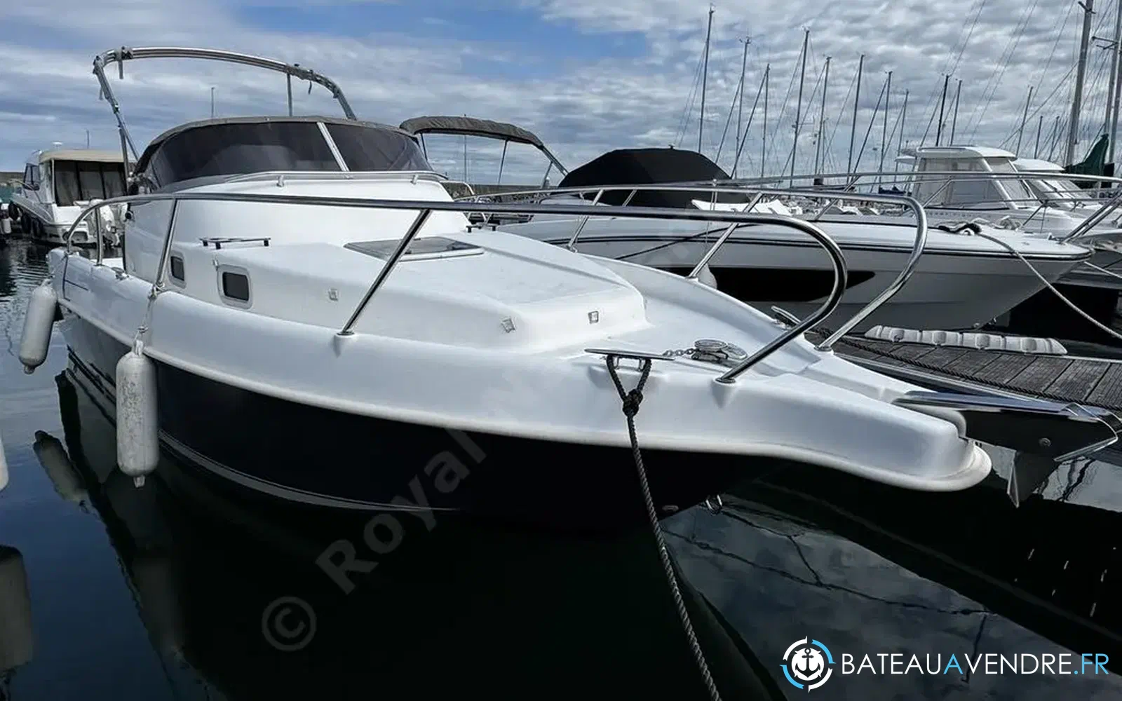 slider 0 B2 Marine Cap Ferret 752 Cruiser