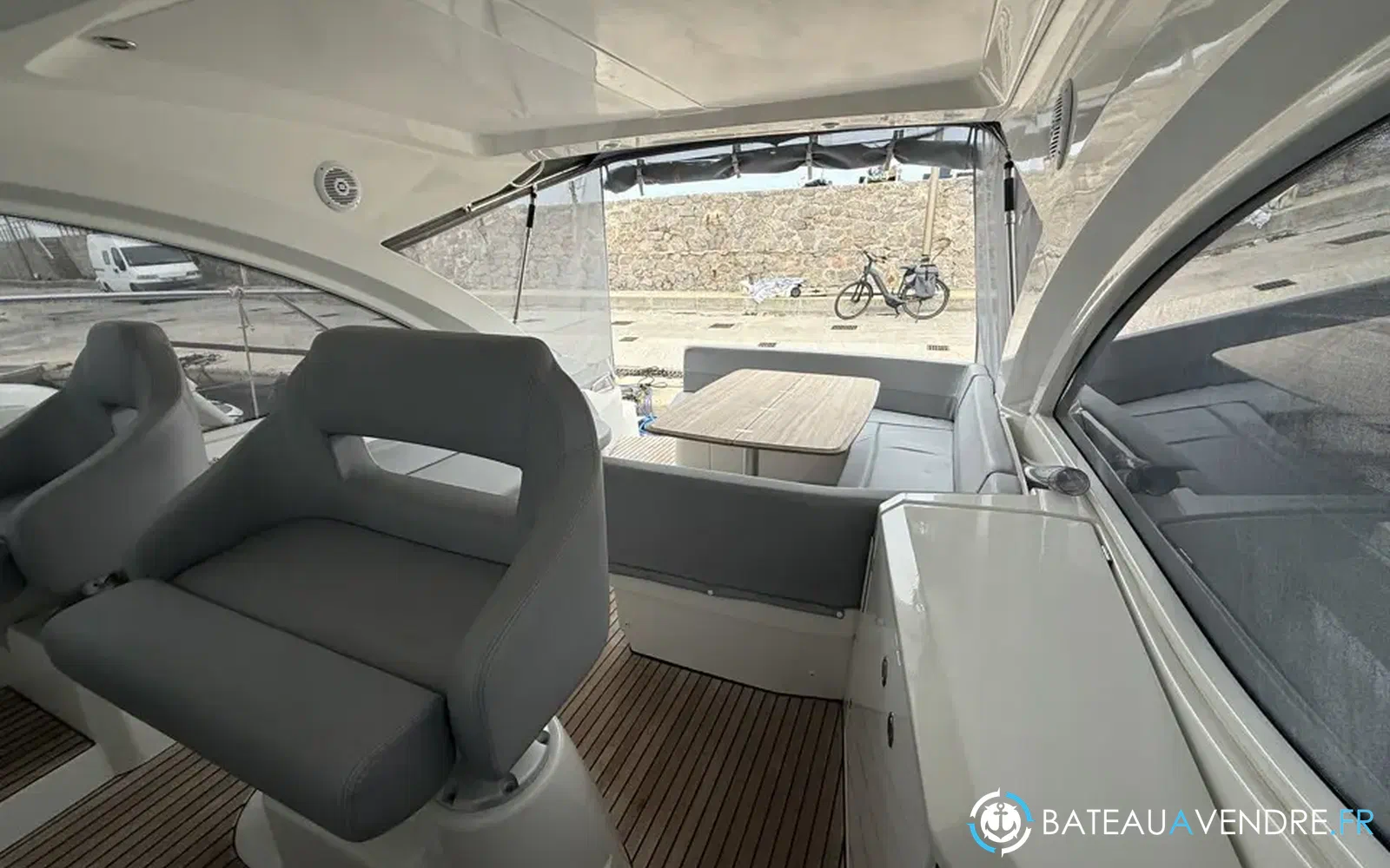slider 6 Beneteau Gran Turismo 38
