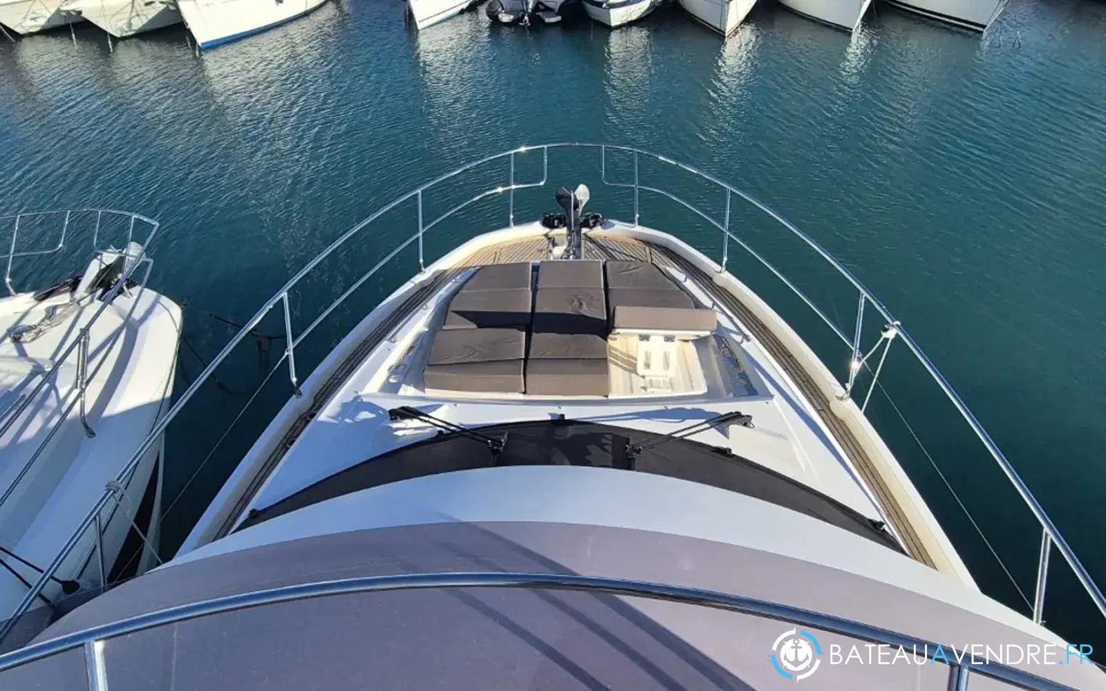 slider 17 Prestige Yachts 460 Fly