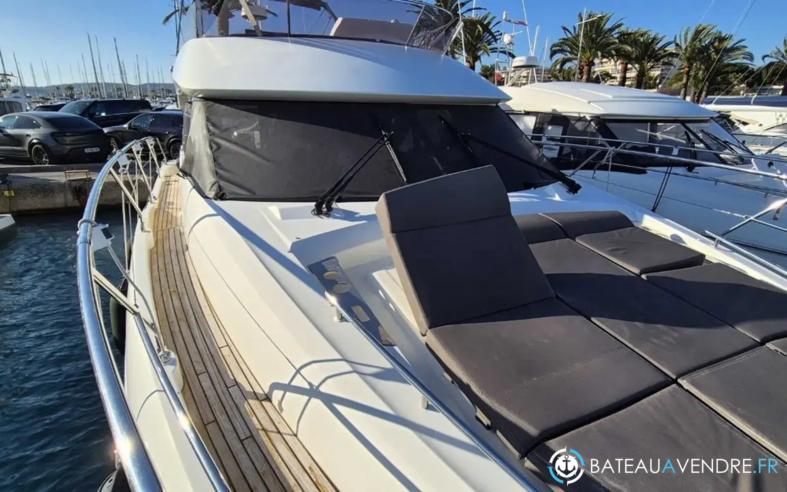 slider 18 Prestige Yachts 460 Fly