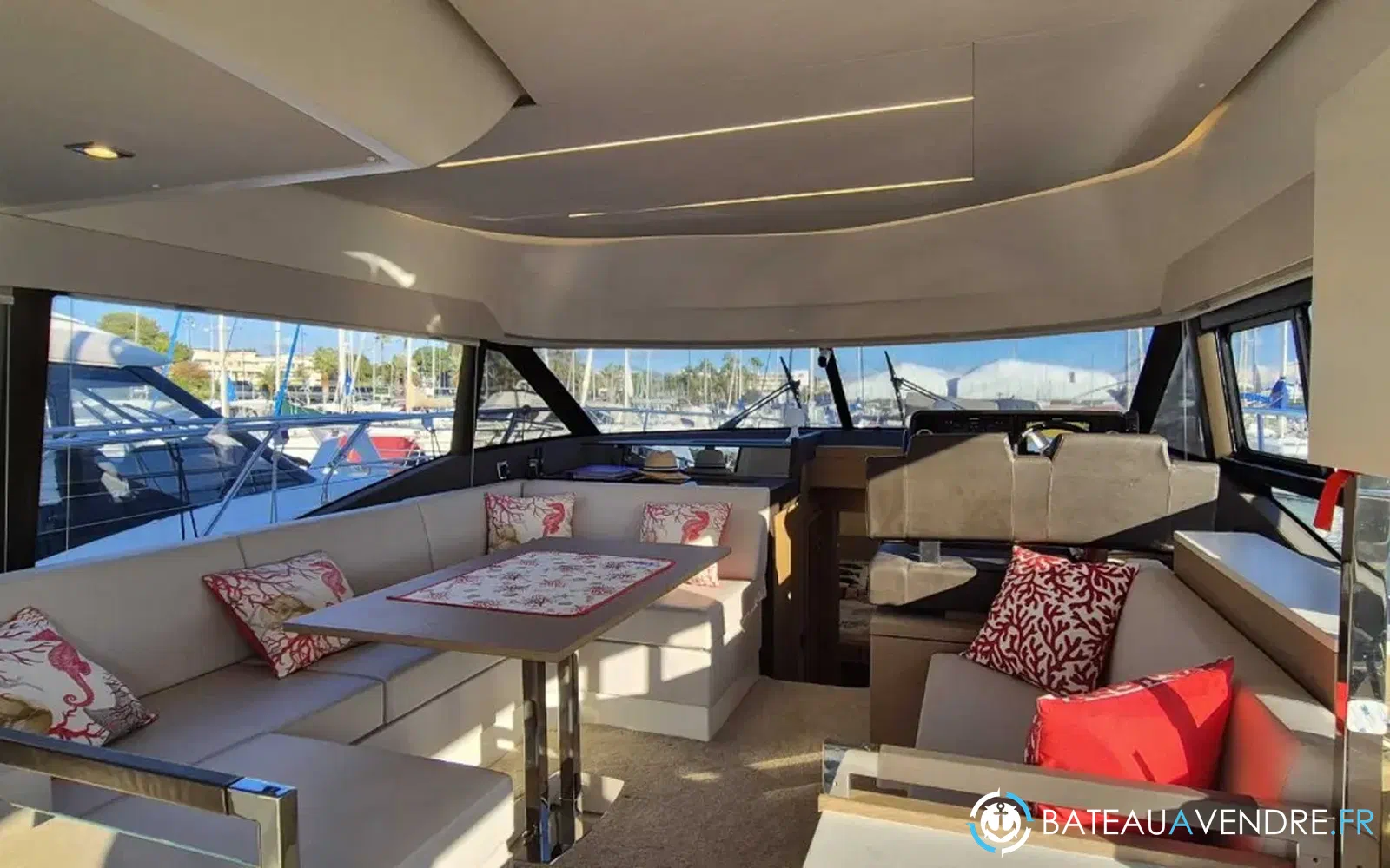slider 5 Prestige Yachts 460 Fly