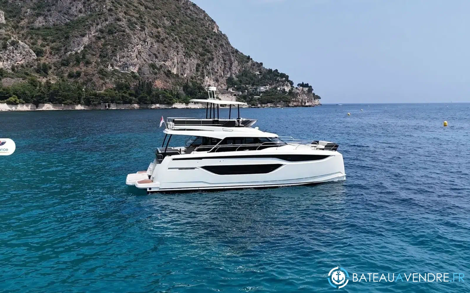 slider 1 Prestige Yachts M48