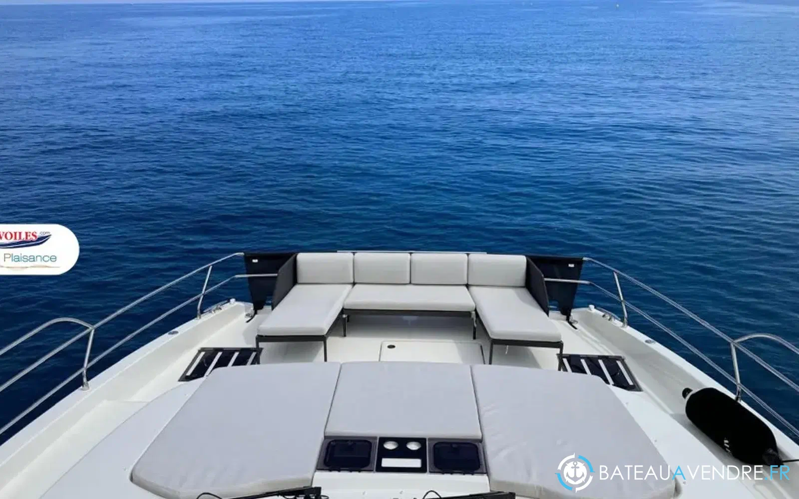 slider 7 Prestige Yachts M48