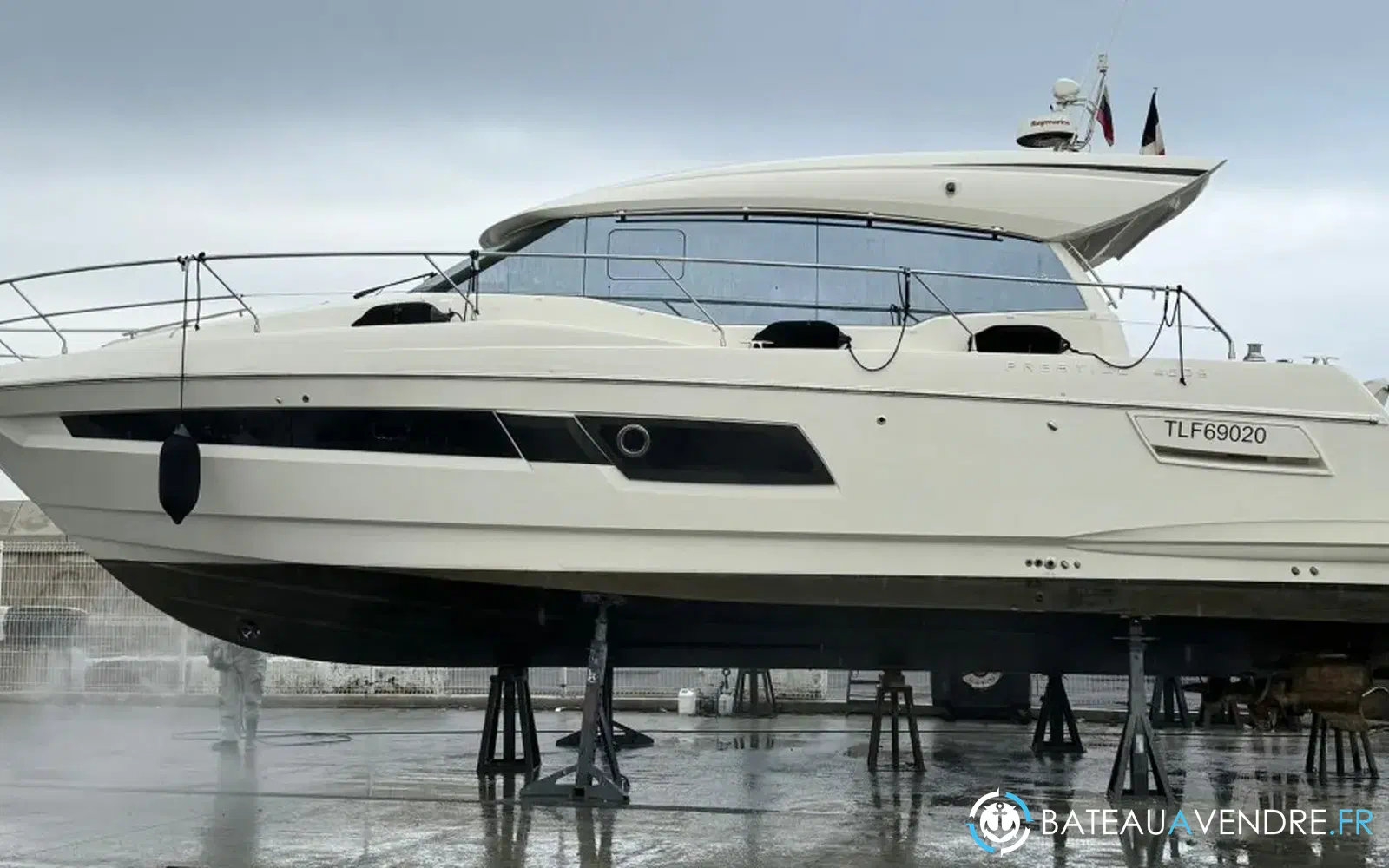 slider 17 Prestige Yachts 460 S