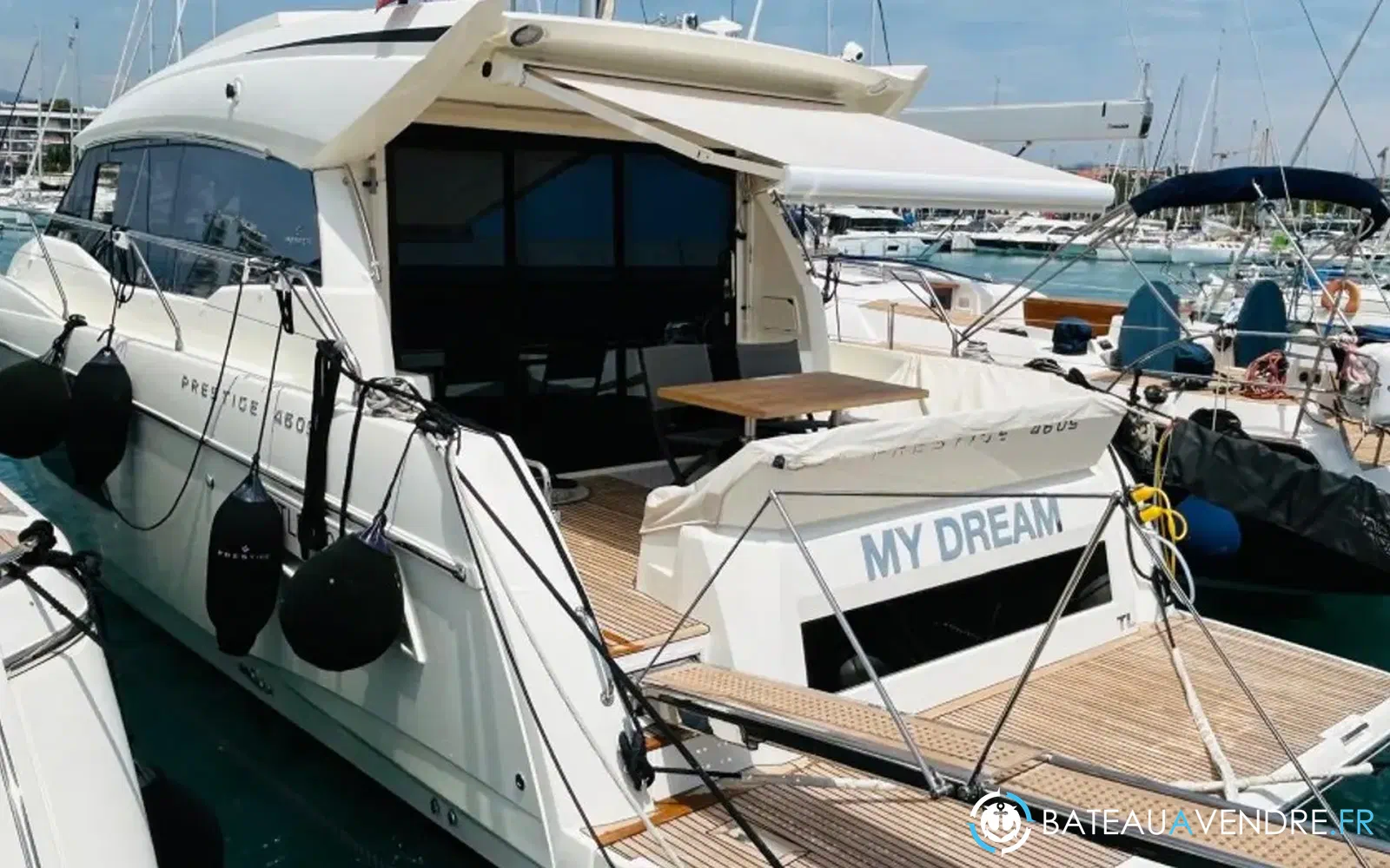 slider 1 Prestige Yachts 460 S