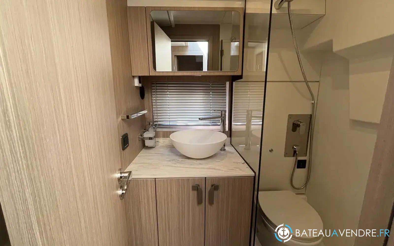 slider 12 Prestige Yachts F4.3