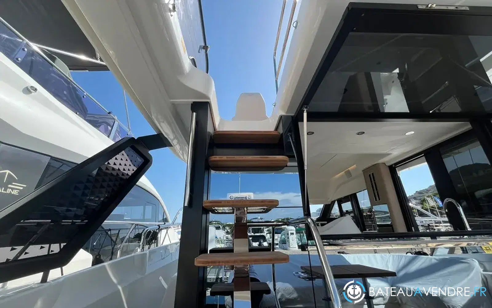 slider 13 Prestige Yachts F4.3