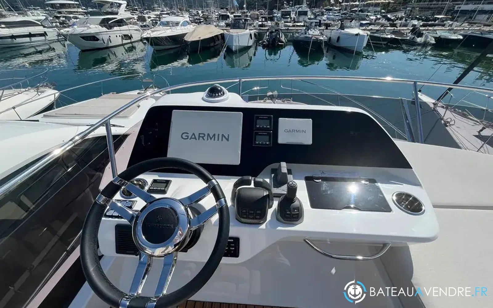 slider 16 Prestige Yachts F4.3