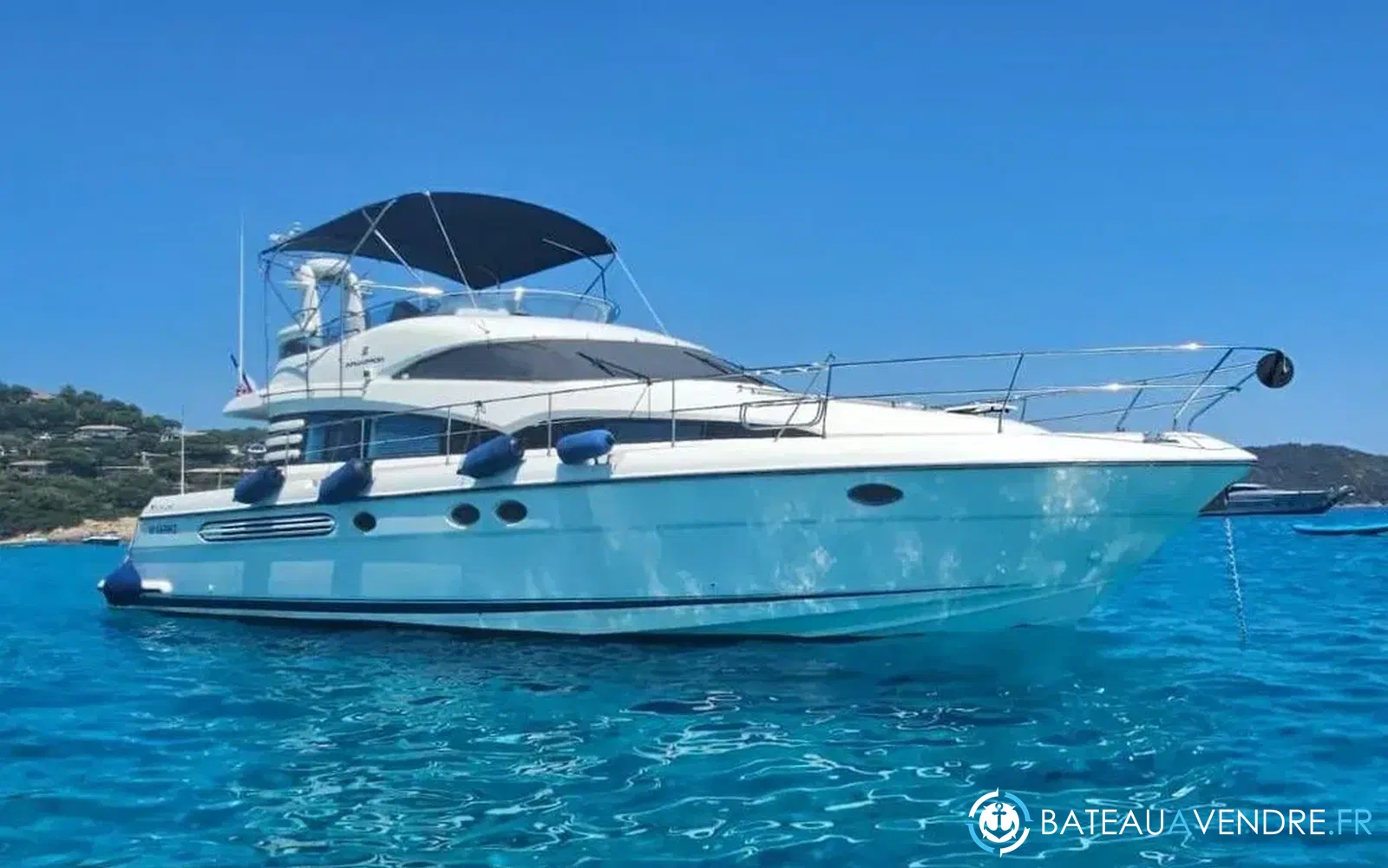 slider 1 Fairline Squadron 52