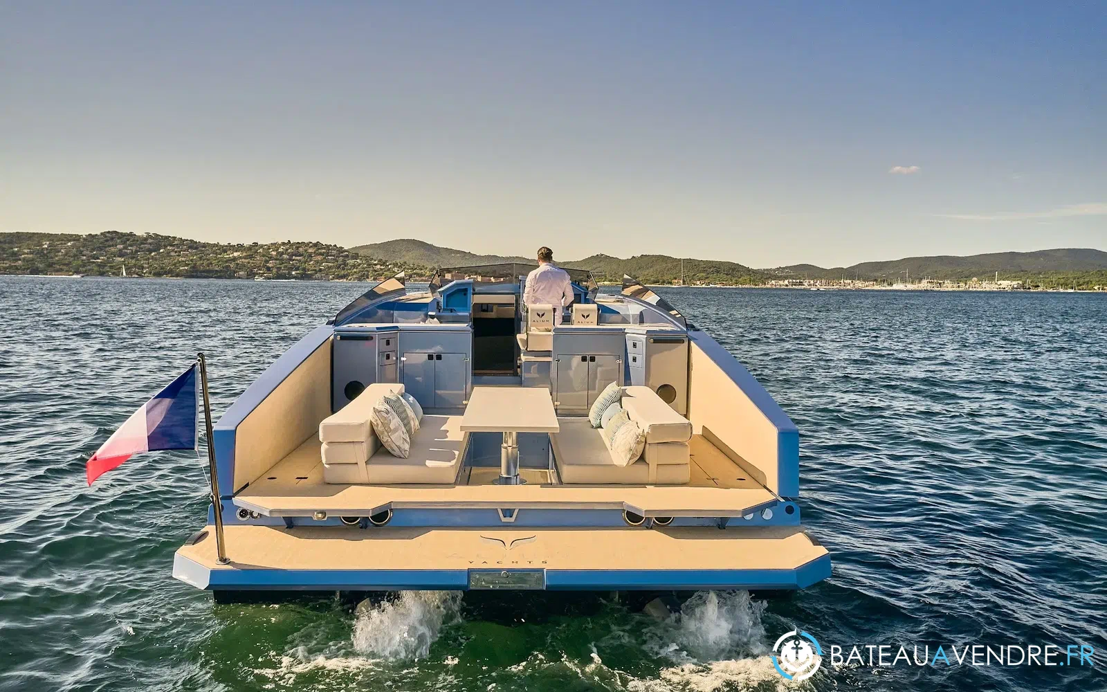 slider 3 Alium Yacht 42' S