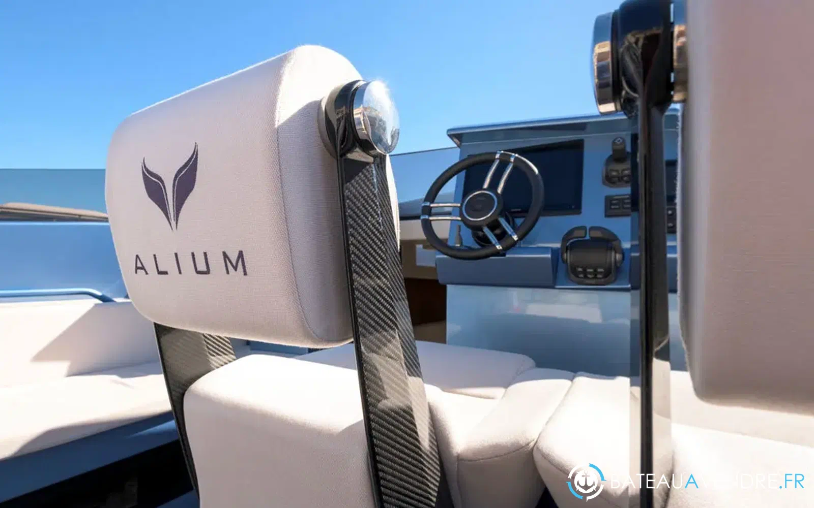 slider 15 Alium Yacht 42' S
