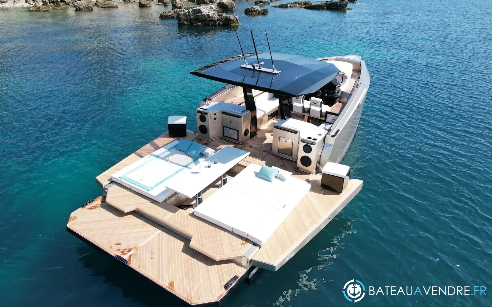 slider 4 Alium Yacht 42 T-Top