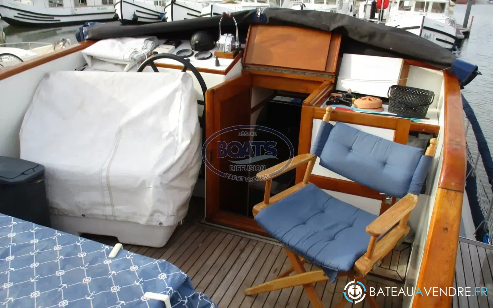 slider 12 Aquila Queen 33