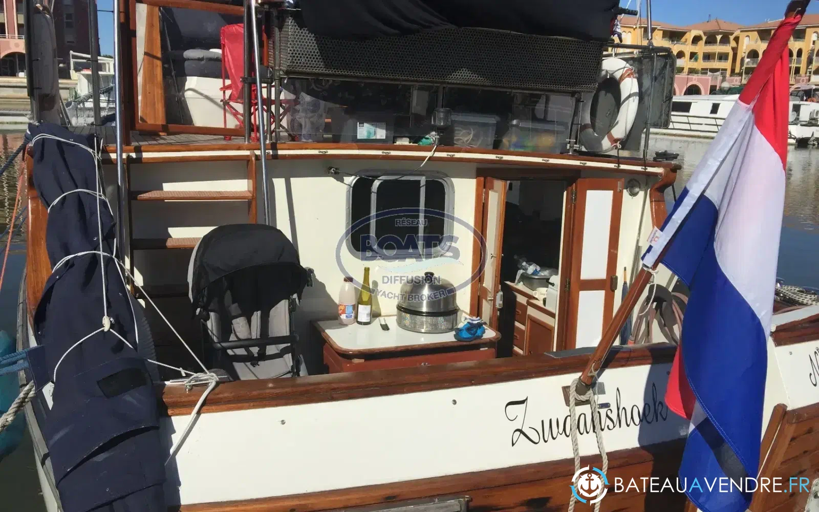 slider 2 Aquila Queen 33
