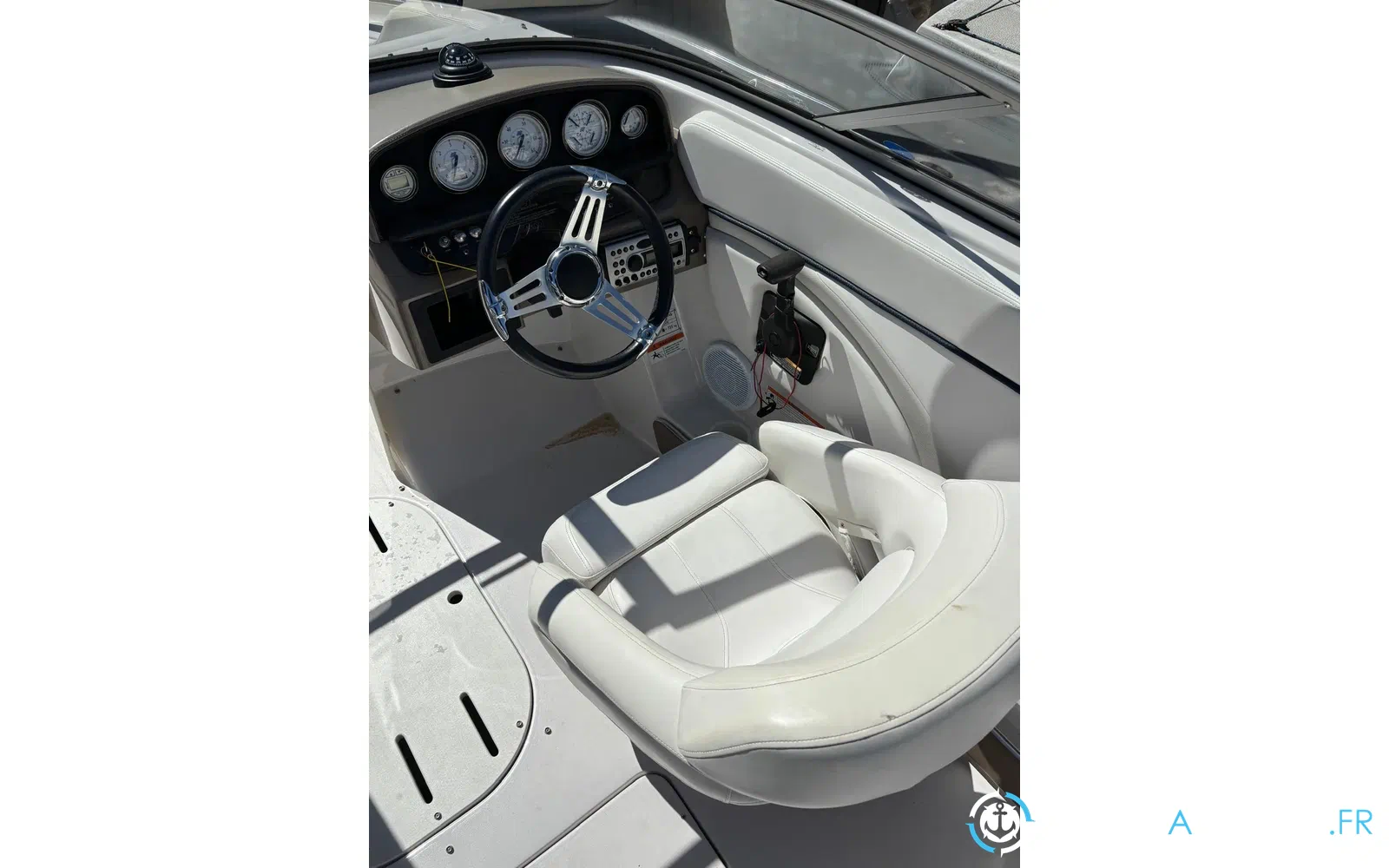 slider 7 Four Winns Horizon 210