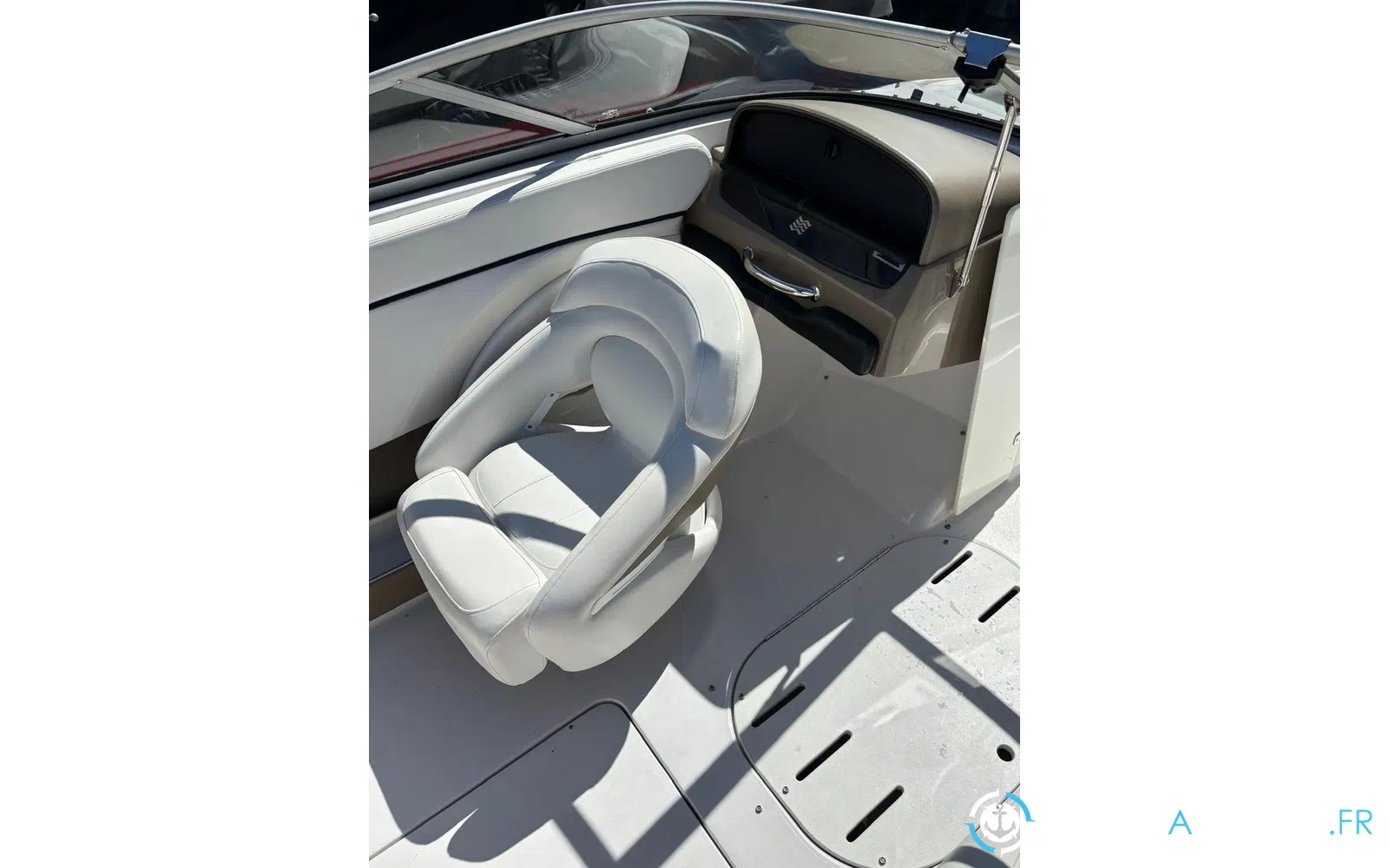 slider 8 Four Winns Horizon 210
