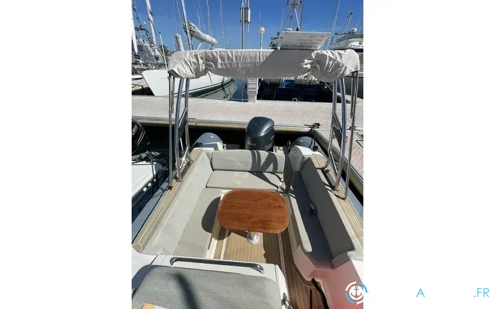 slider 4 Capelli Tempest 800