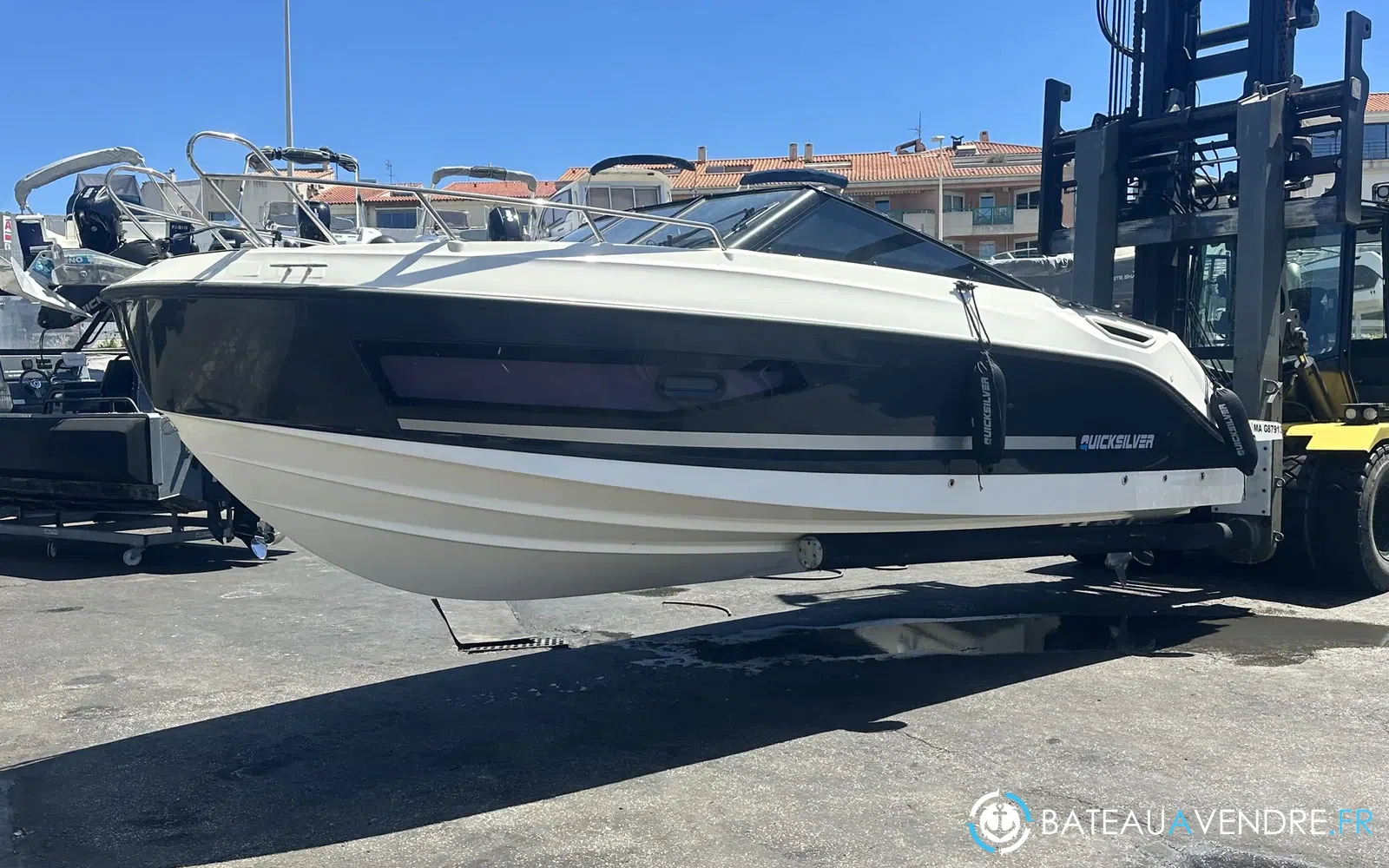 slider 1 Quicksilver Activ 755 Cruiser