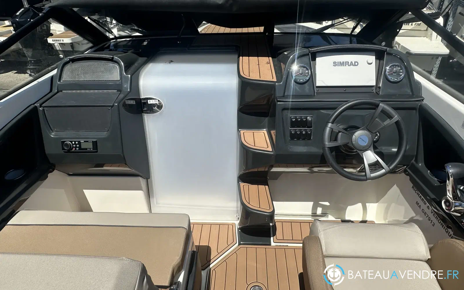 slider 3 Quicksilver Activ 755 Cruiser