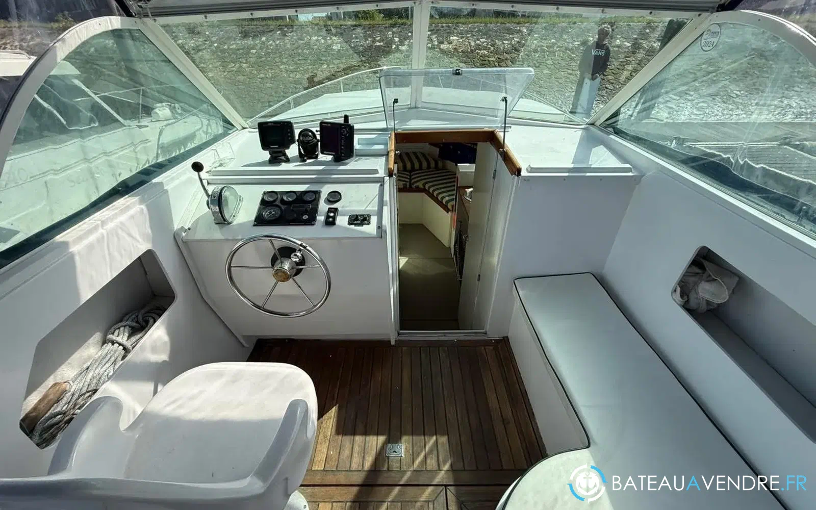 slider 13 Yachting France Arcoa 830