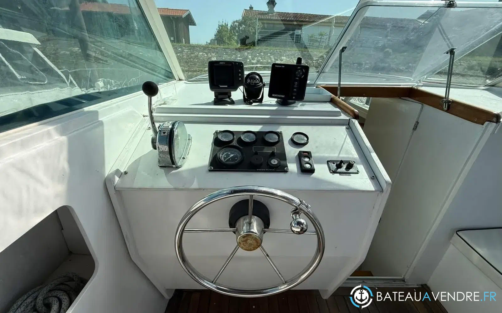 slider 14 Yachting France Arcoa 830