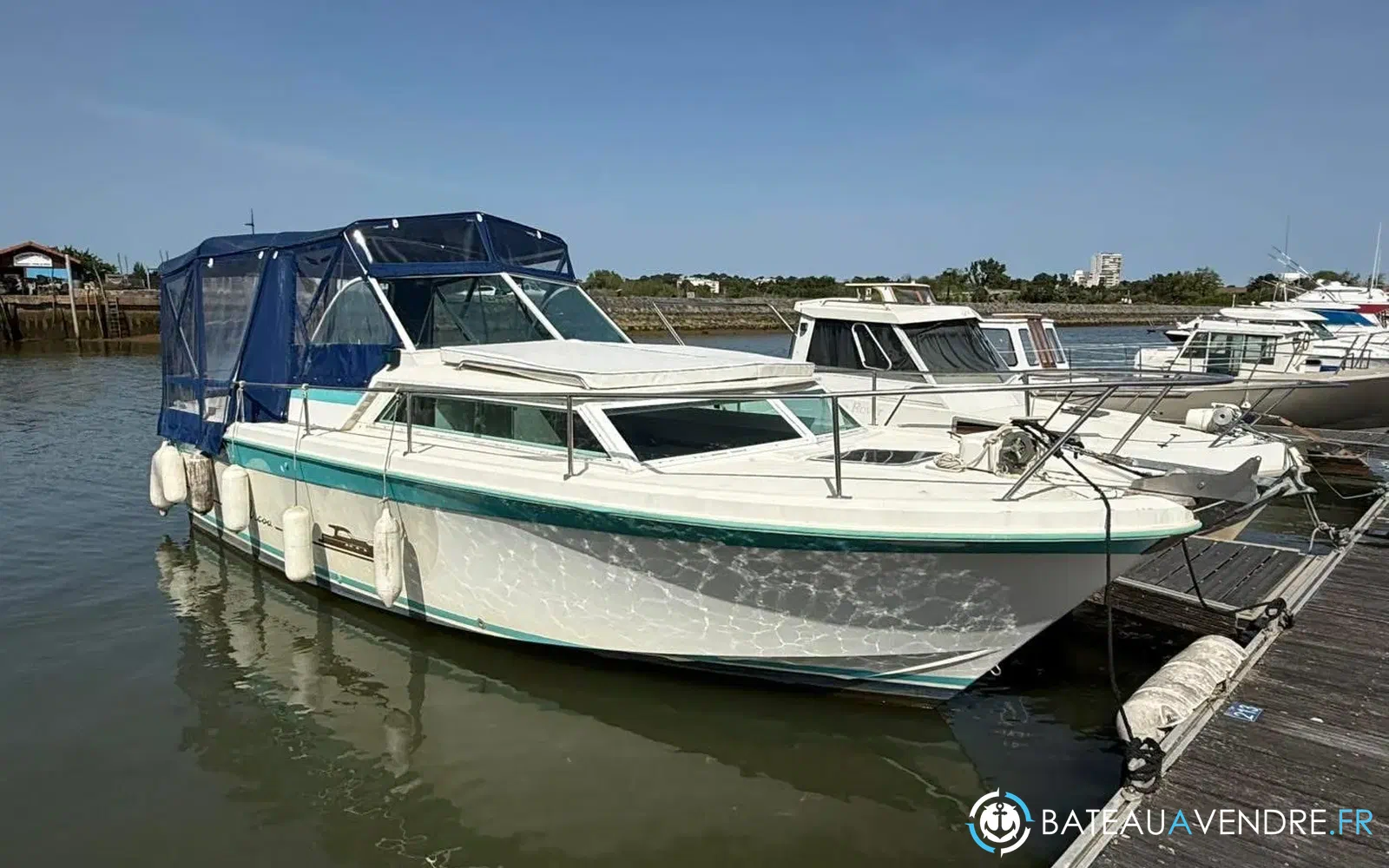 slider 1 Yachting France Arcoa 830