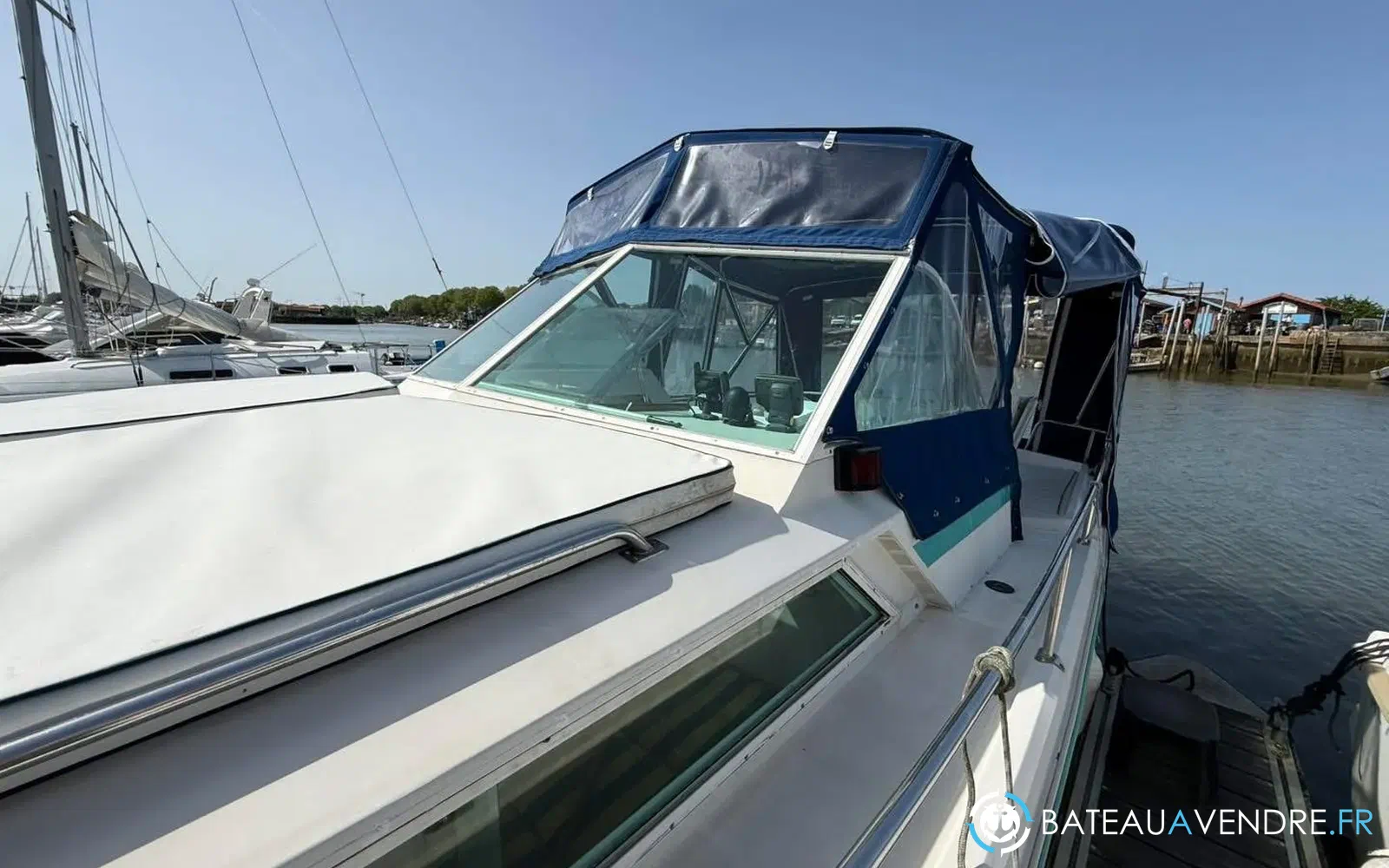 slider 7 Yachting France Arcoa 830