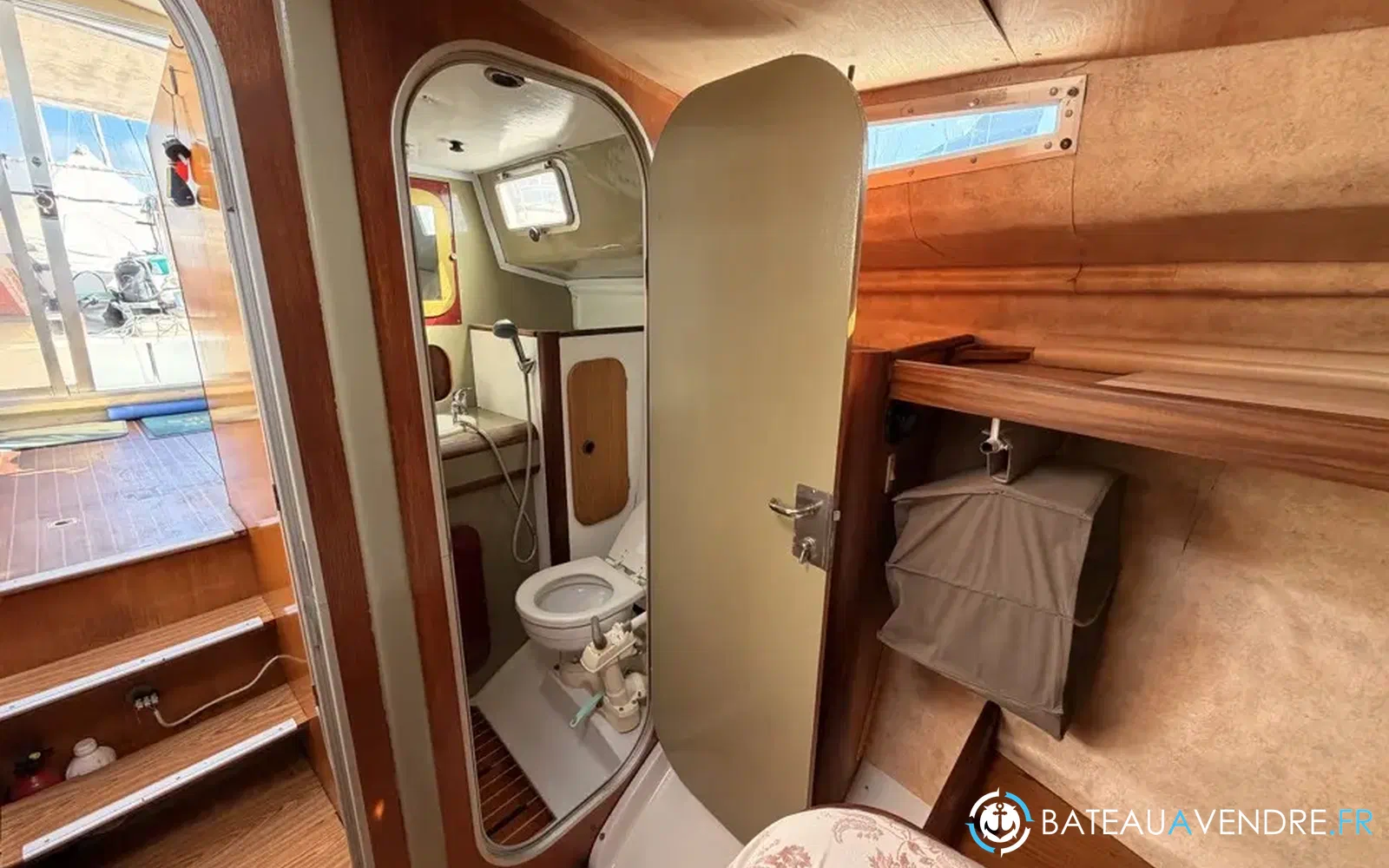 slider 30 Beneteau Antares 860