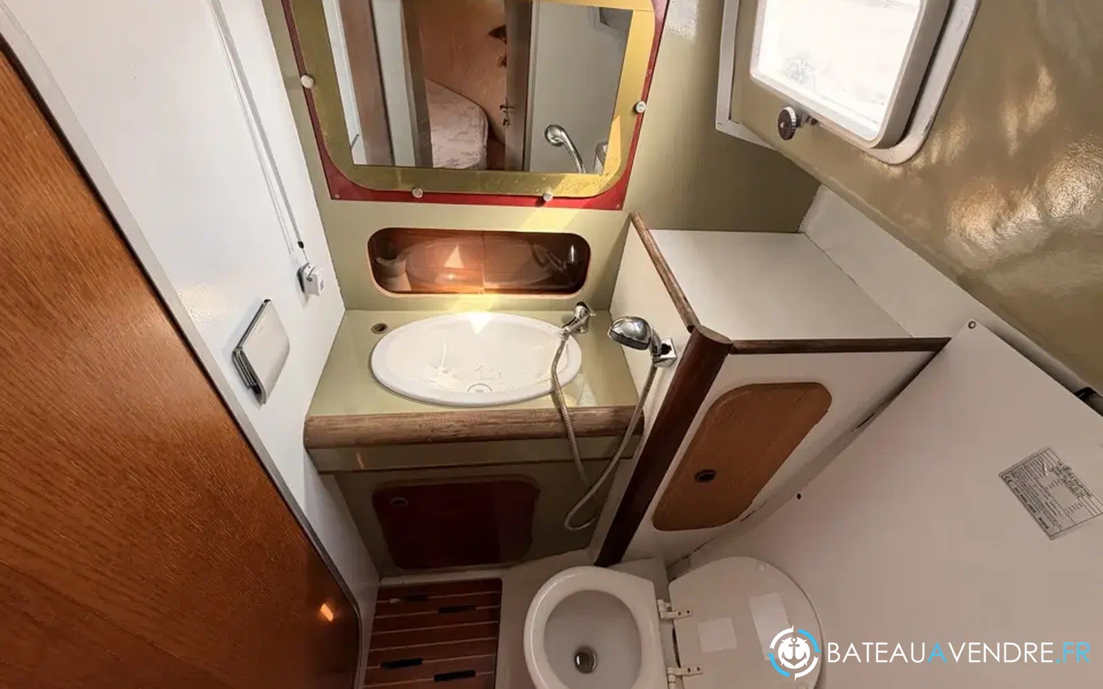 slider 32 Beneteau Antares 860