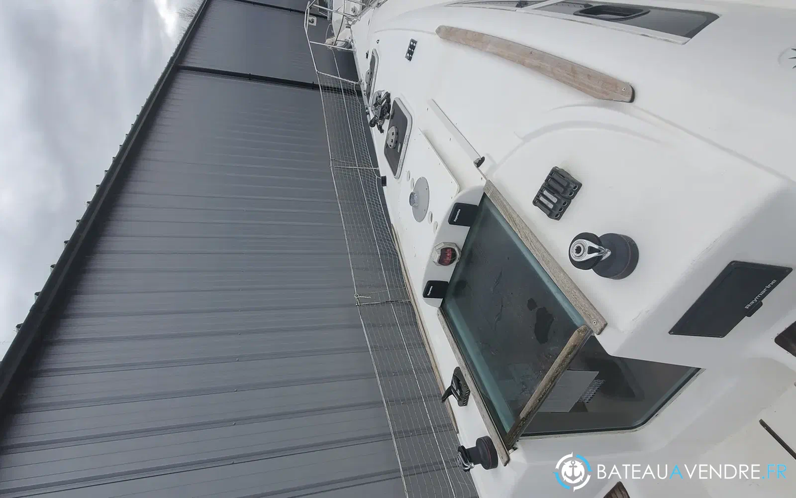 slider 24 Jeanneau Sun Odyssey 32 i