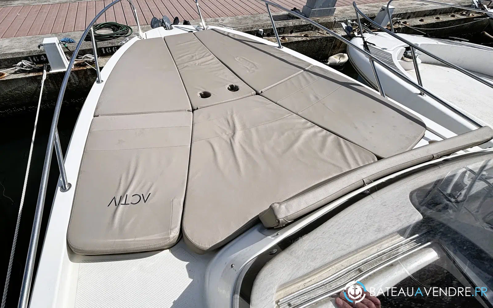 slider 1 Quicksilver Activ 805 Sundeck