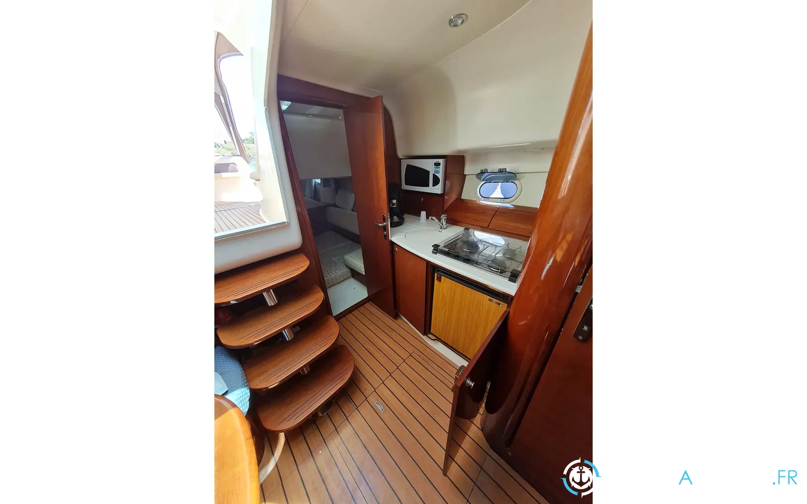slider 10 Prestige Yachts Prestige 34 hard top