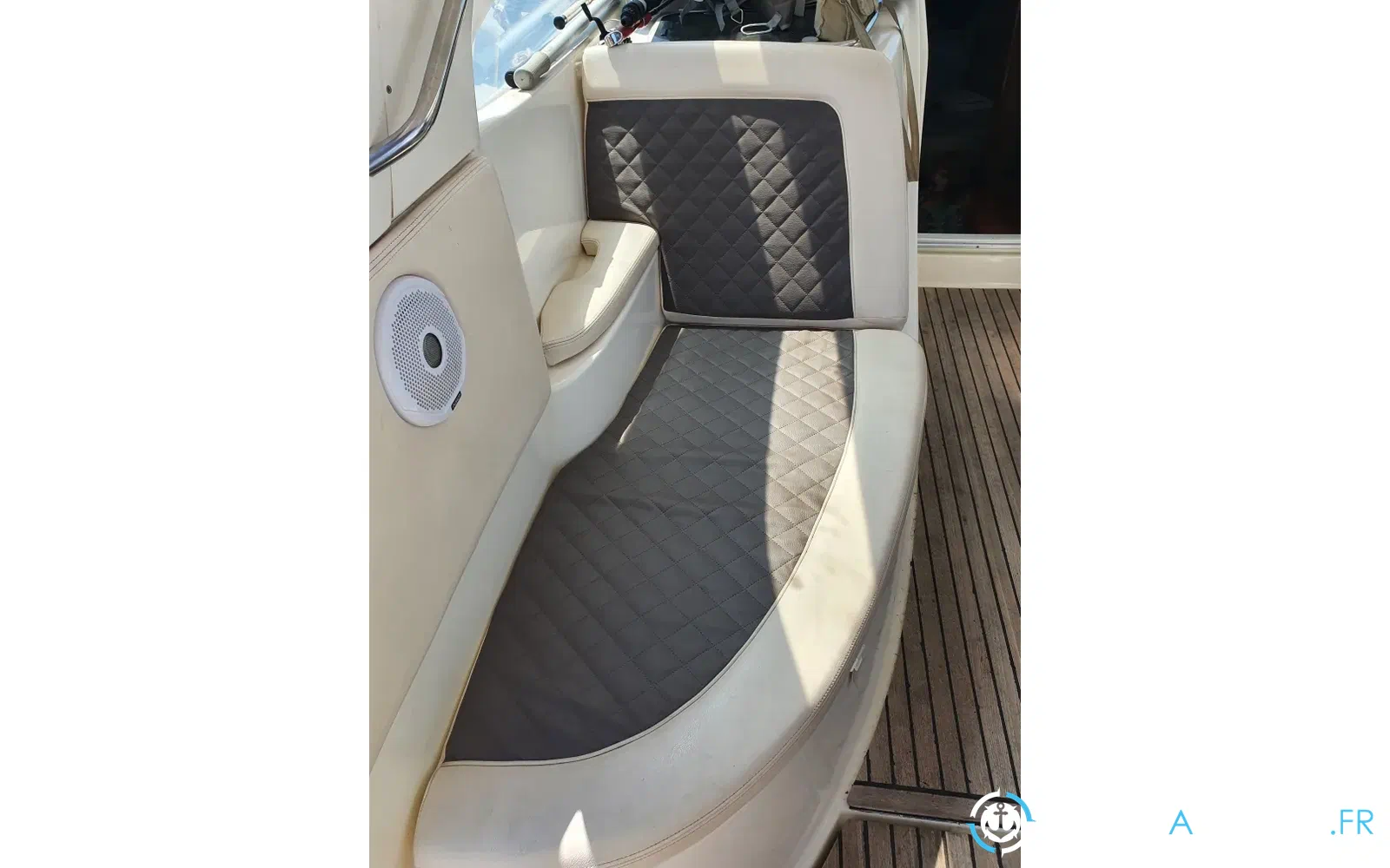slider 7 Prestige Yachts Prestige 34 hard top