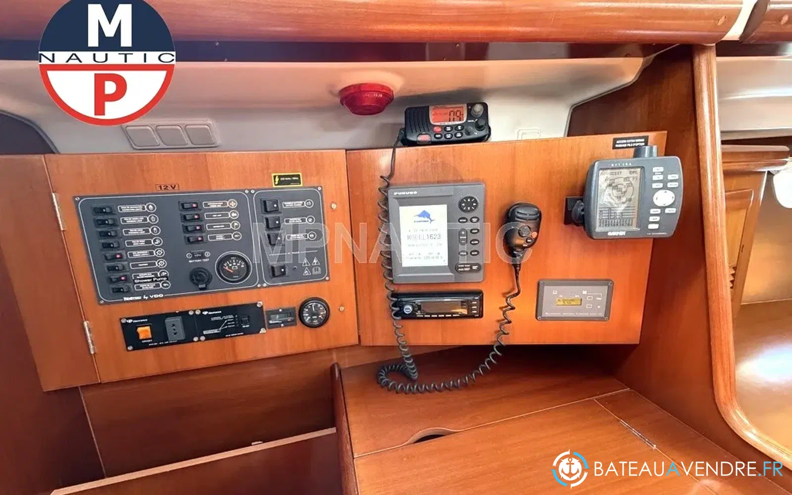 slider 6 Beneteau Oceanis 393