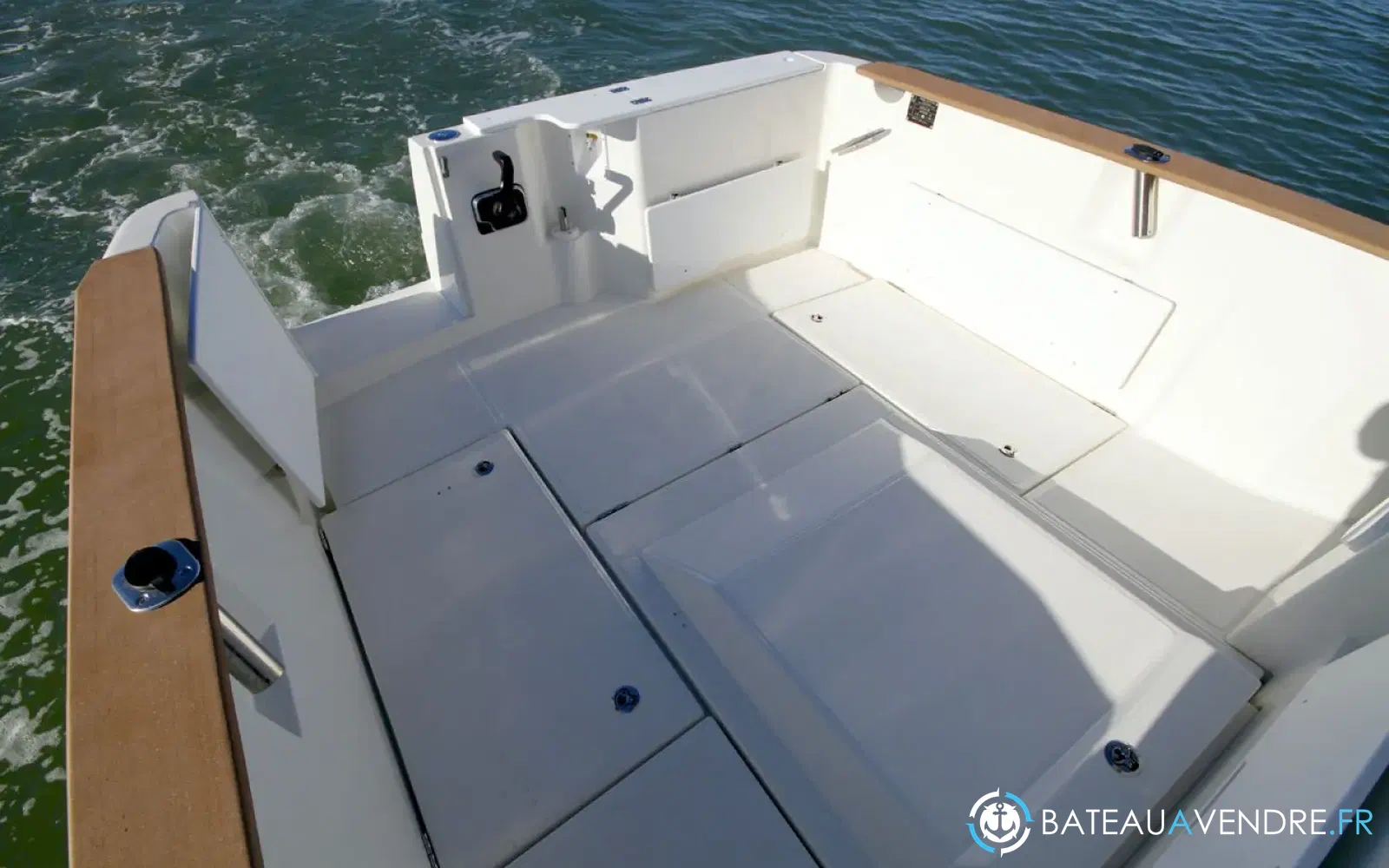 slider 28 Ocqueteau Ostrea 700