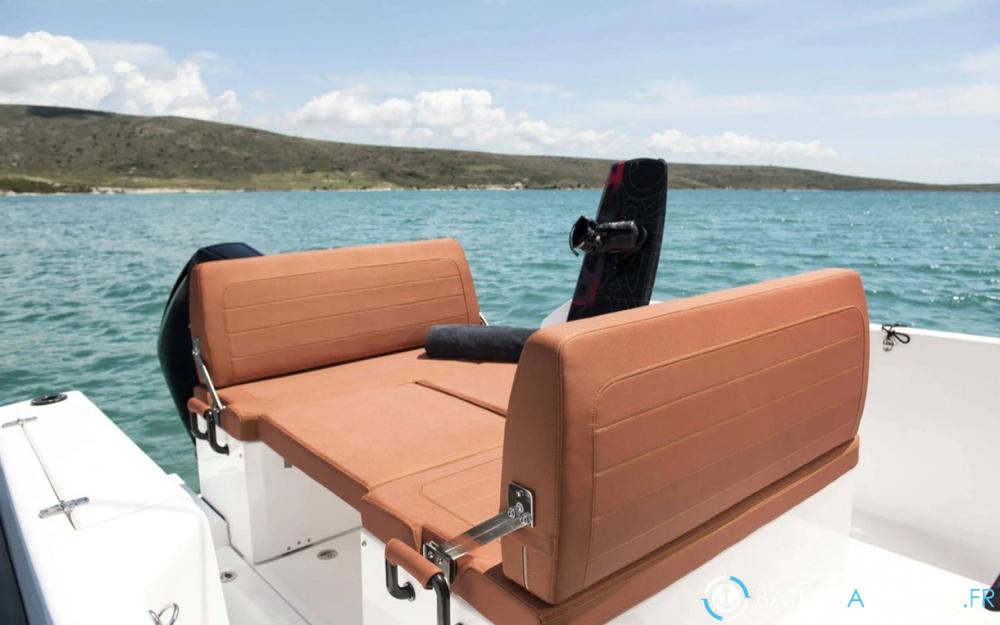 Dromeas Yachts D28 WA interieur photo 2