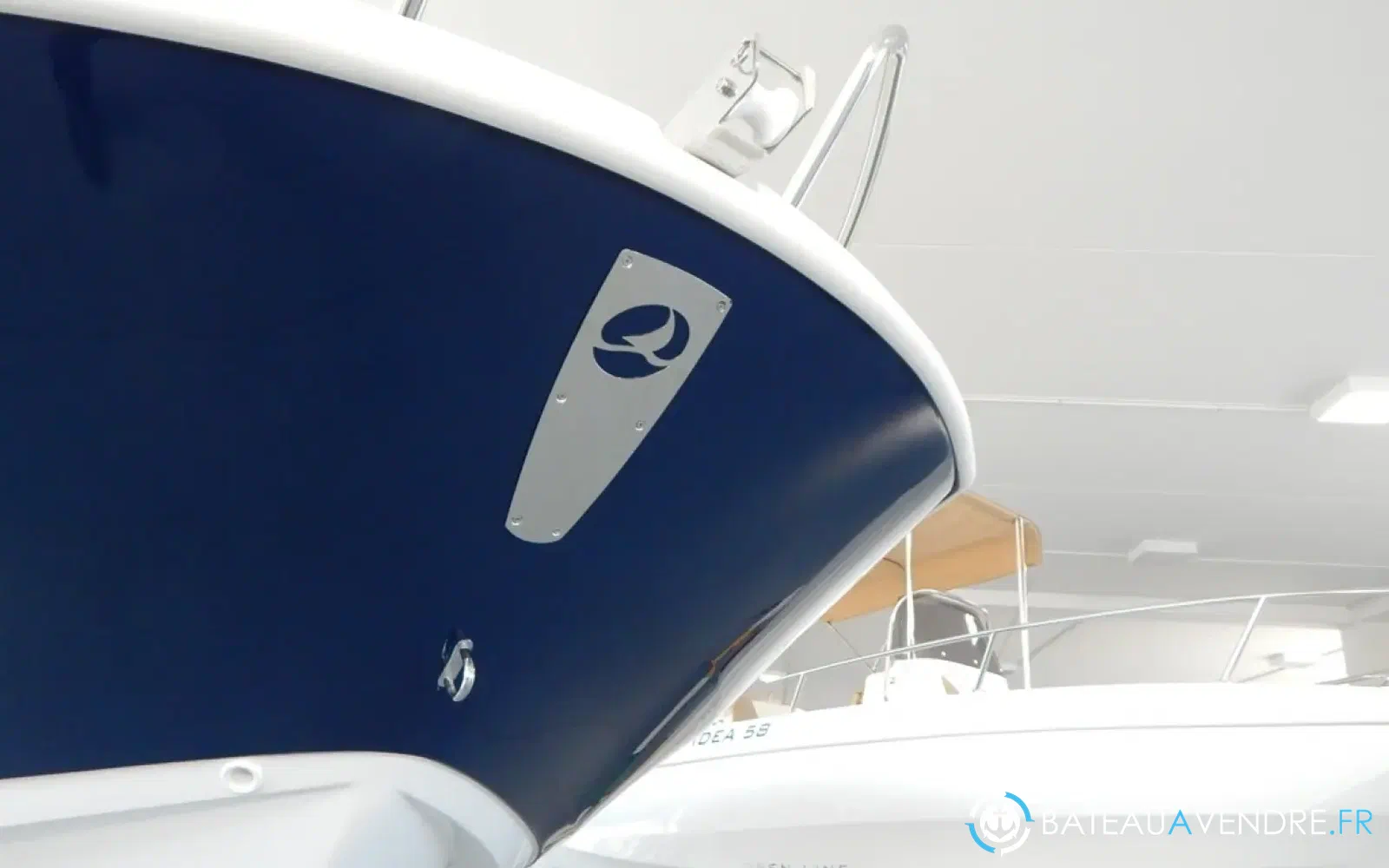 slider 10 Idea Marine 60 Open