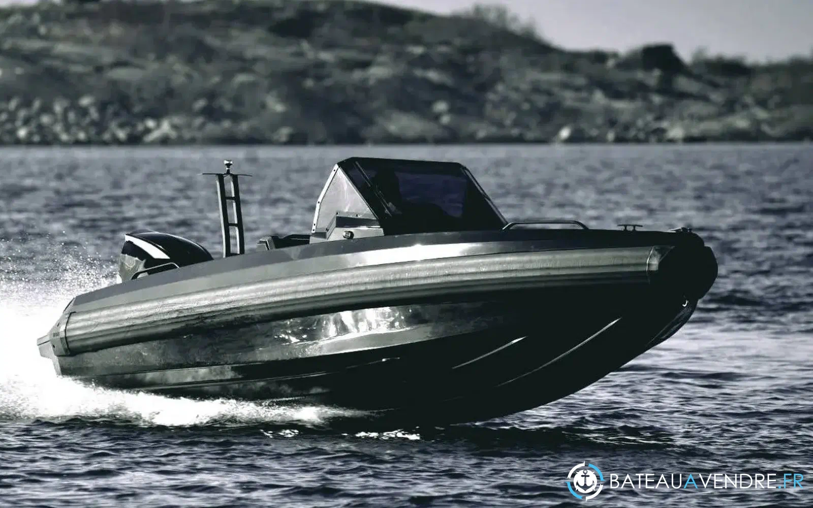 slider 5 Iron Boats 647