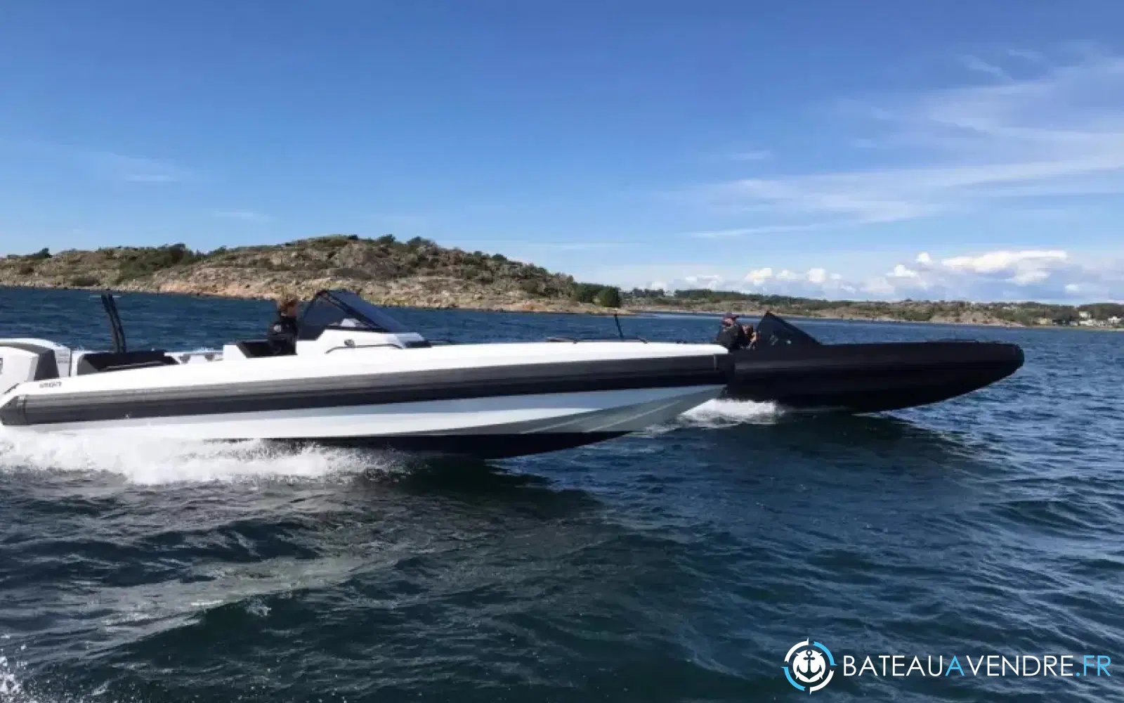 slider 2 Iron Boats 707