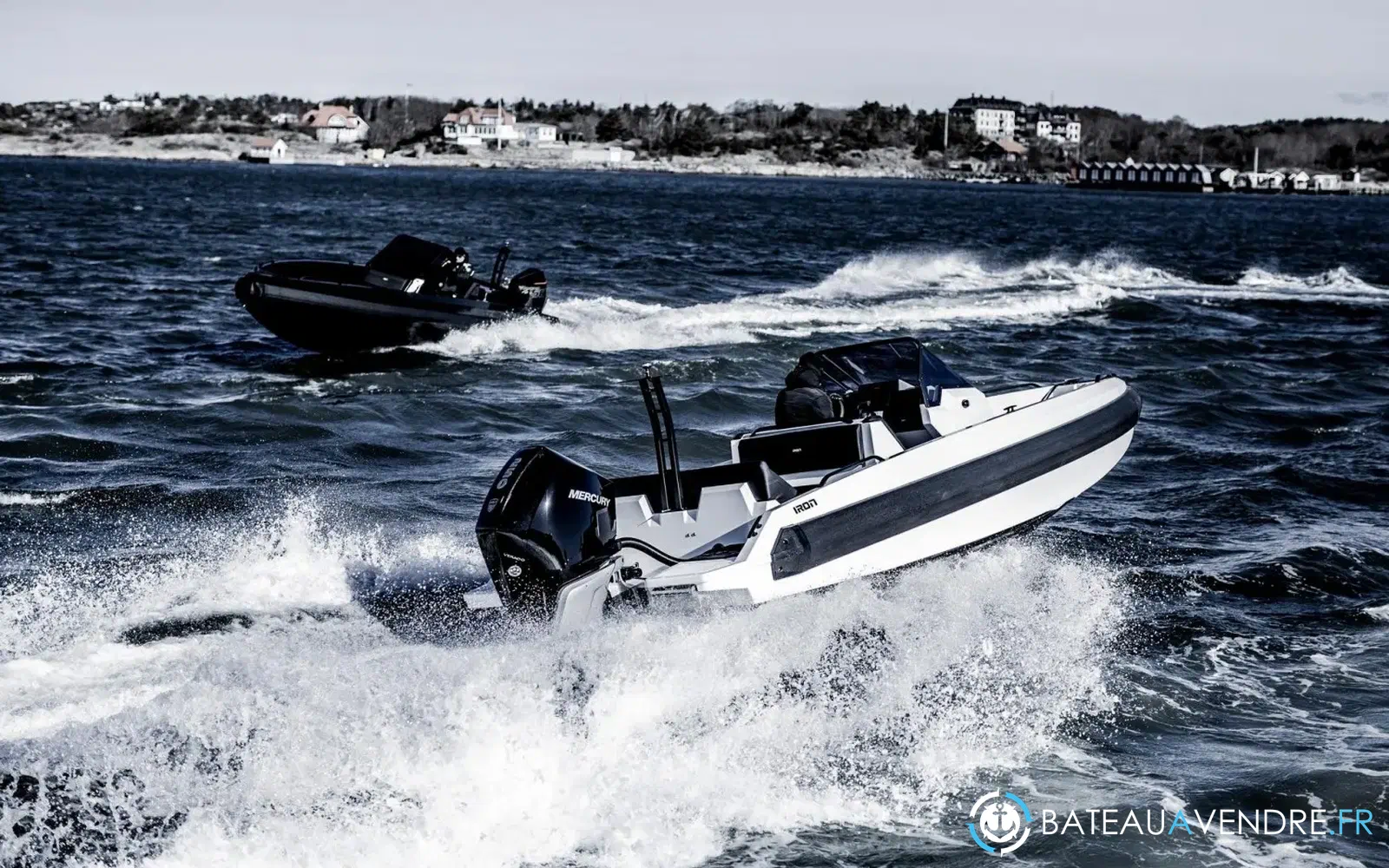 slider 4 Iron Boats 707