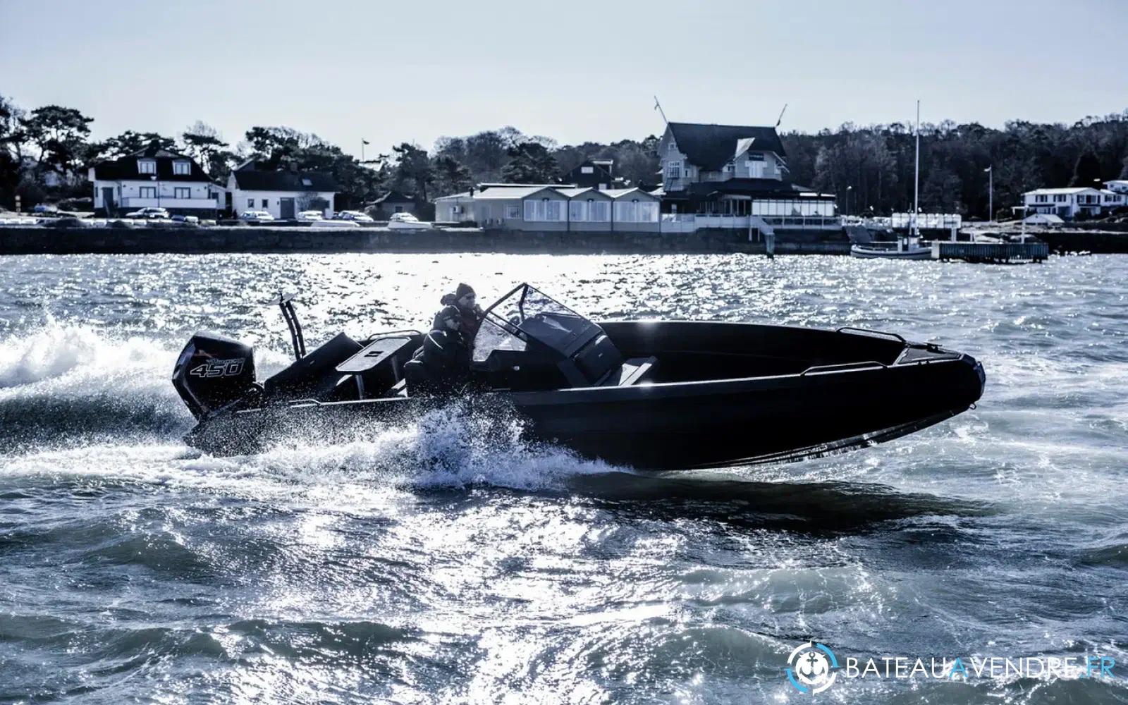 slider 1 Iron Boats 827