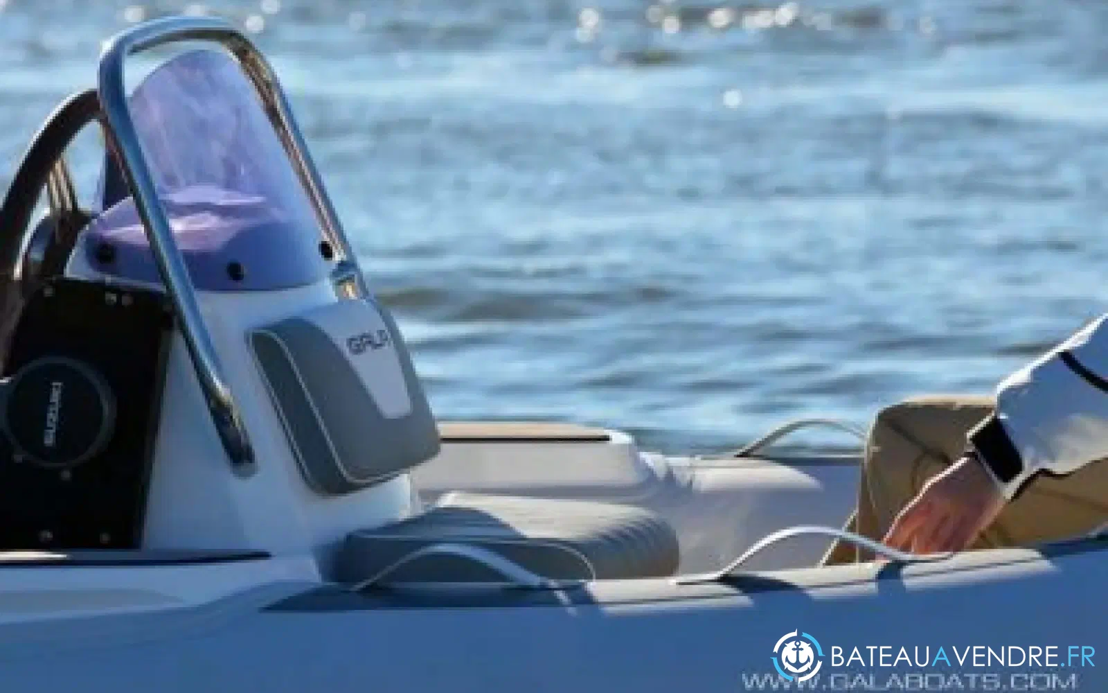 slider 5 Gala Boats V330h