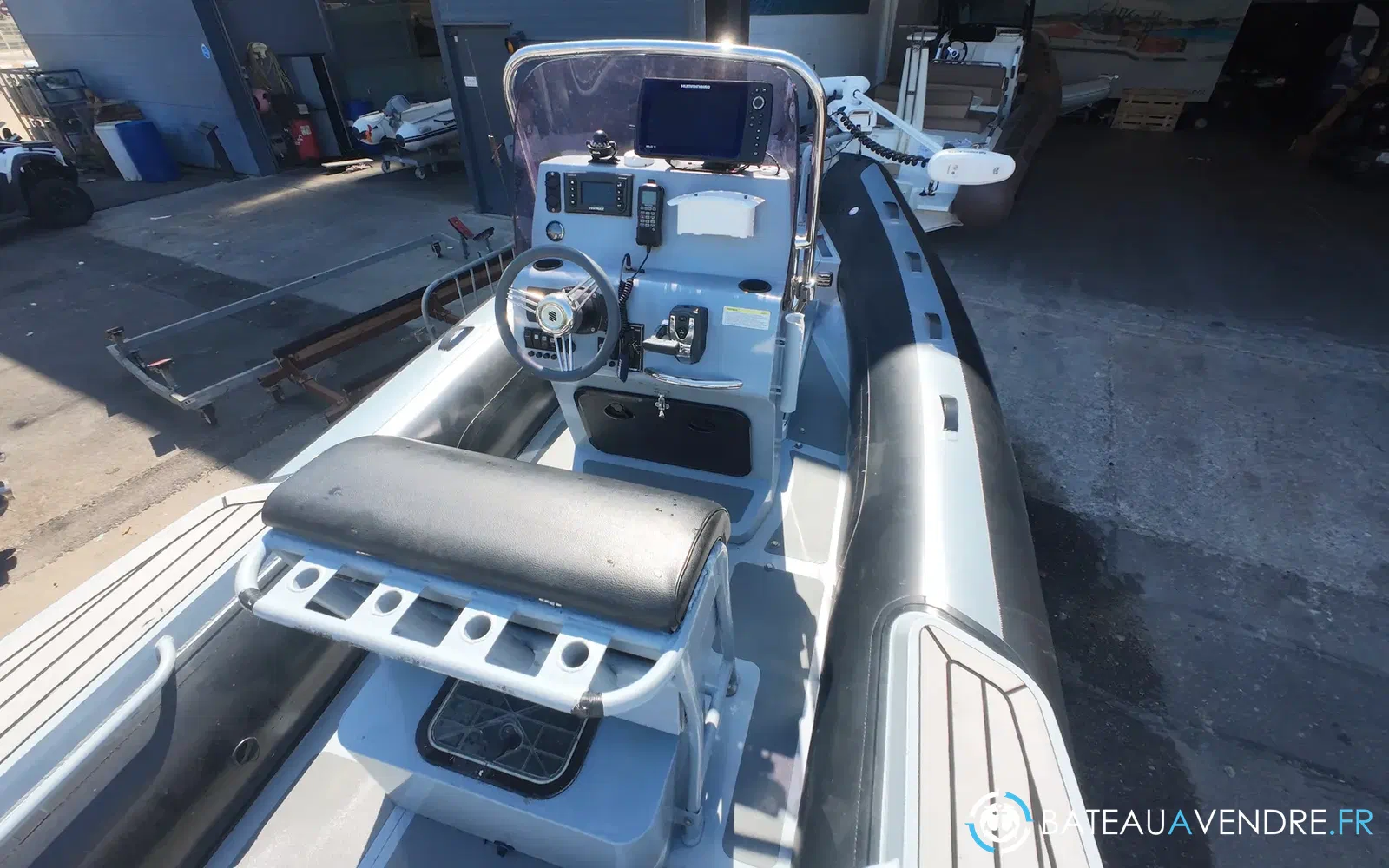 slider 13 Gala Boats V650 Fishing
